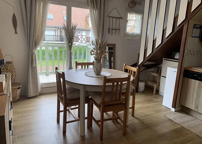 Duplex A 100m De La Plage, Balcon Et Parking Gratuit - 4 Pers. - Fr-1-465-108